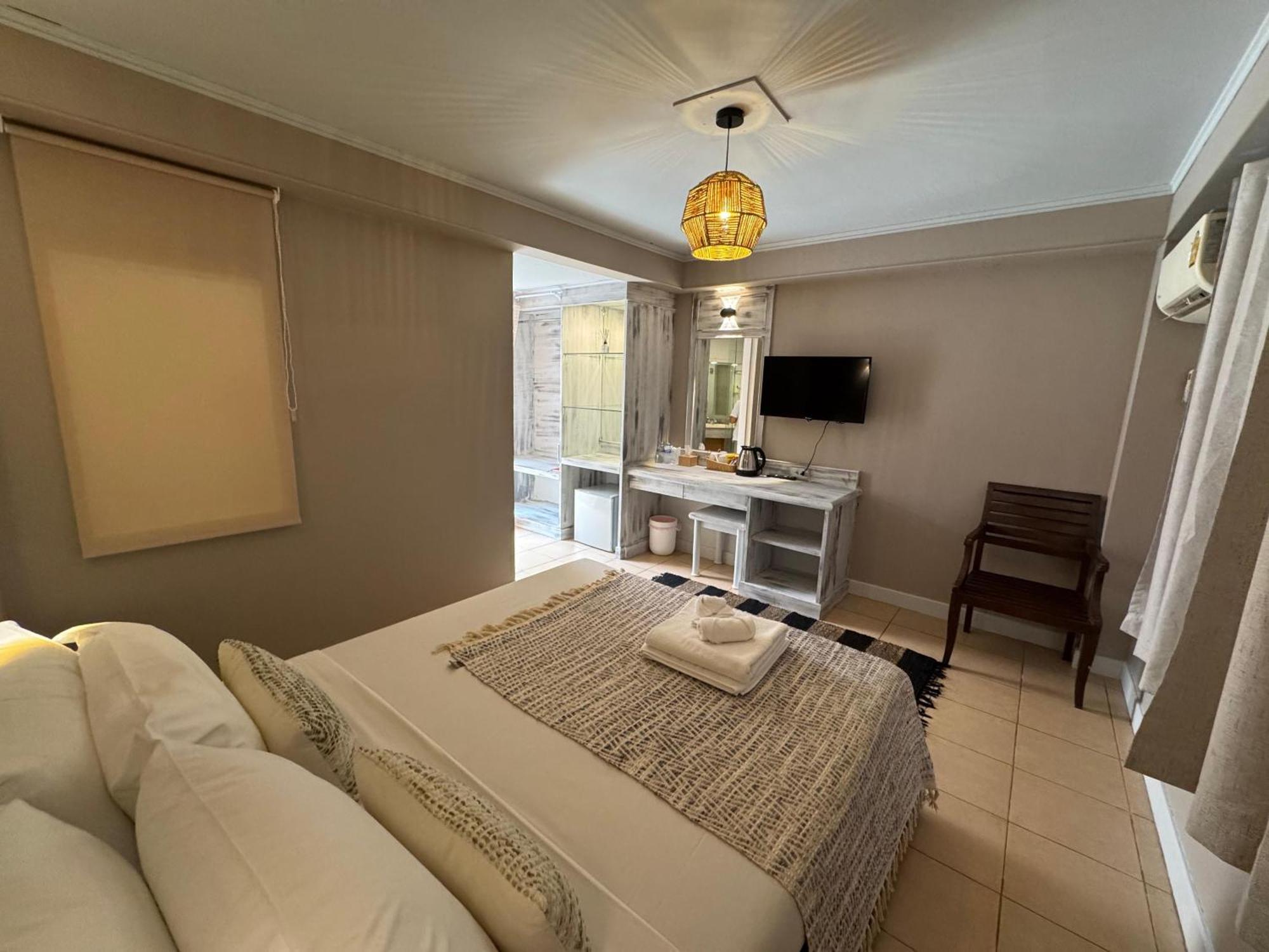 The Taksim Patong Beach Hotel ภายนอก รูปภาพ