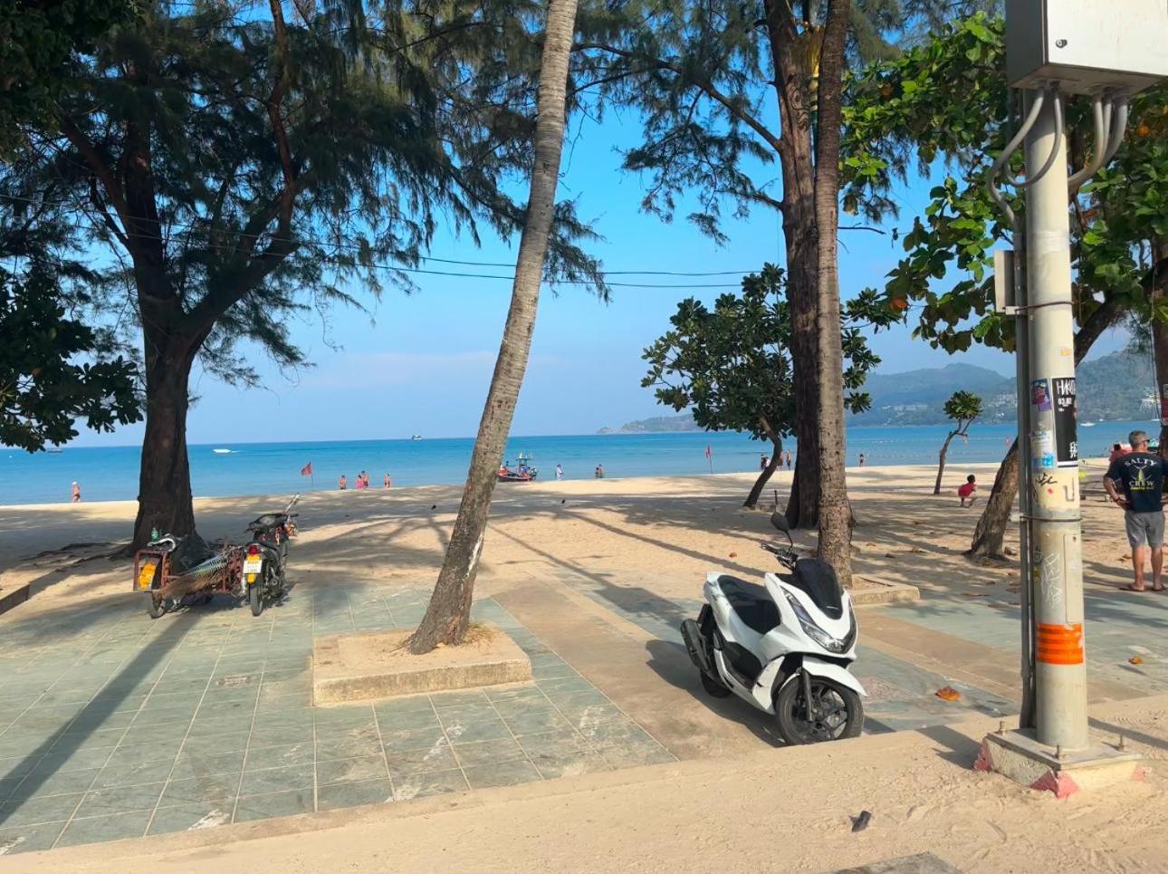 The Taksim Patong Beach Hotel ภายนอก รูปภาพ