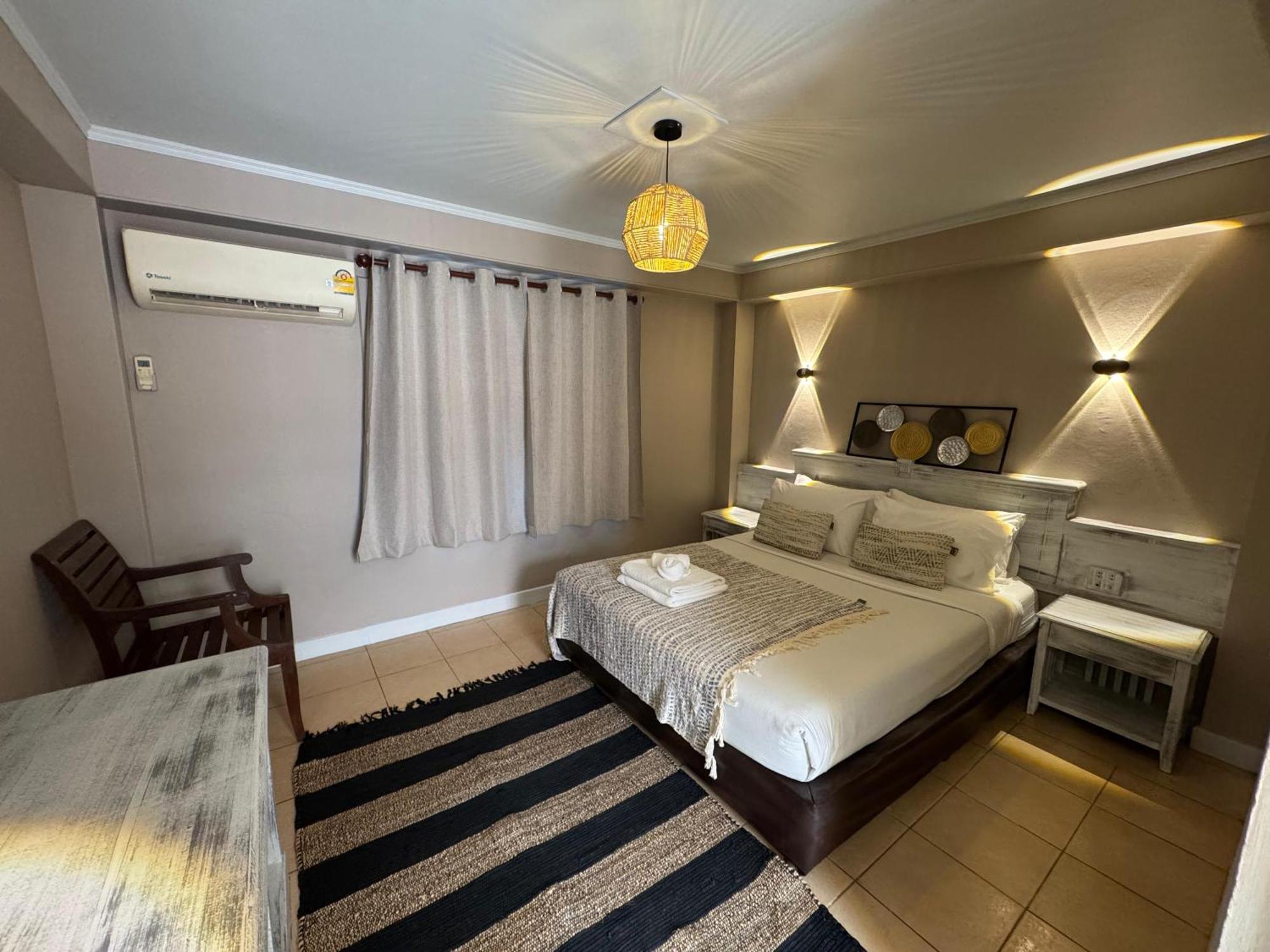 The Taksim Patong Beach Hotel ภายนอก รูปภาพ